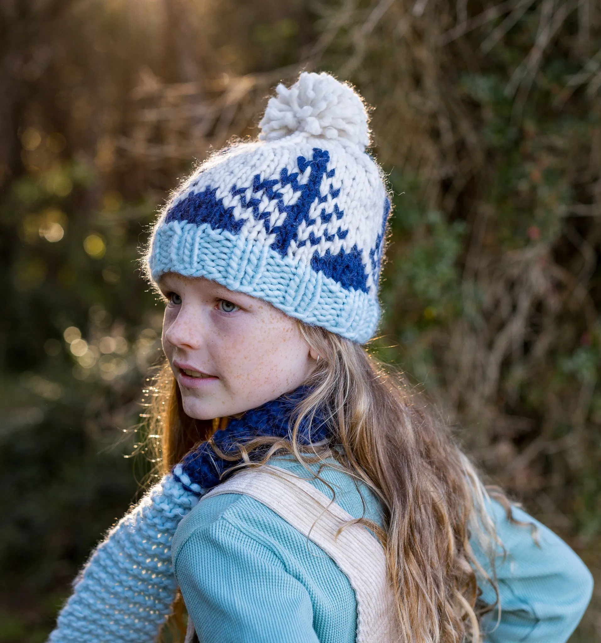 Acorn Forest Beanie - Navy & Blue