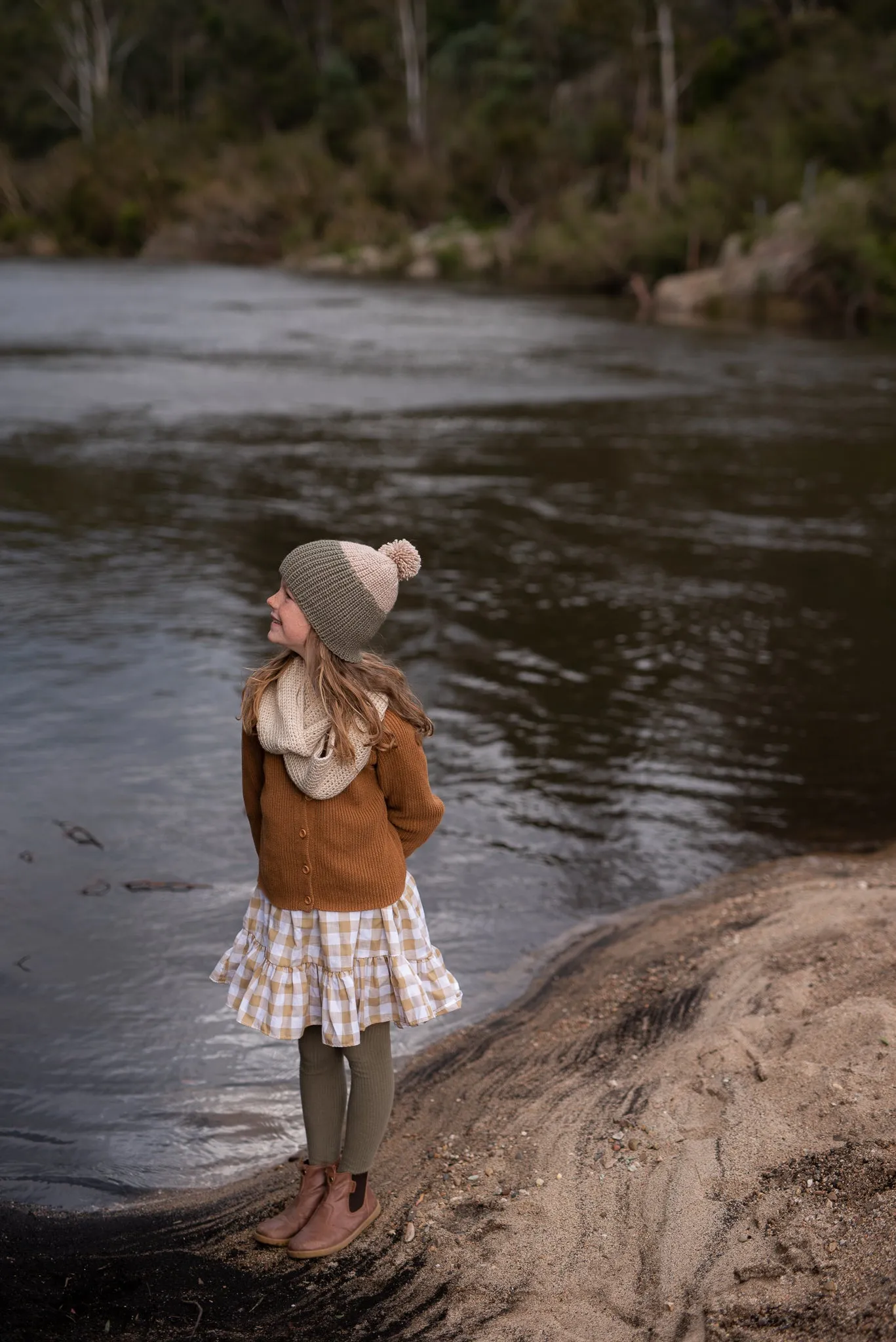 Acorn Mountain Beanie - Khaki