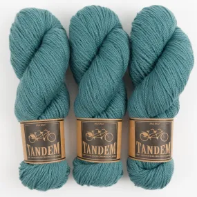 BILLOWING BRAID SOCKS - NORTH SEA