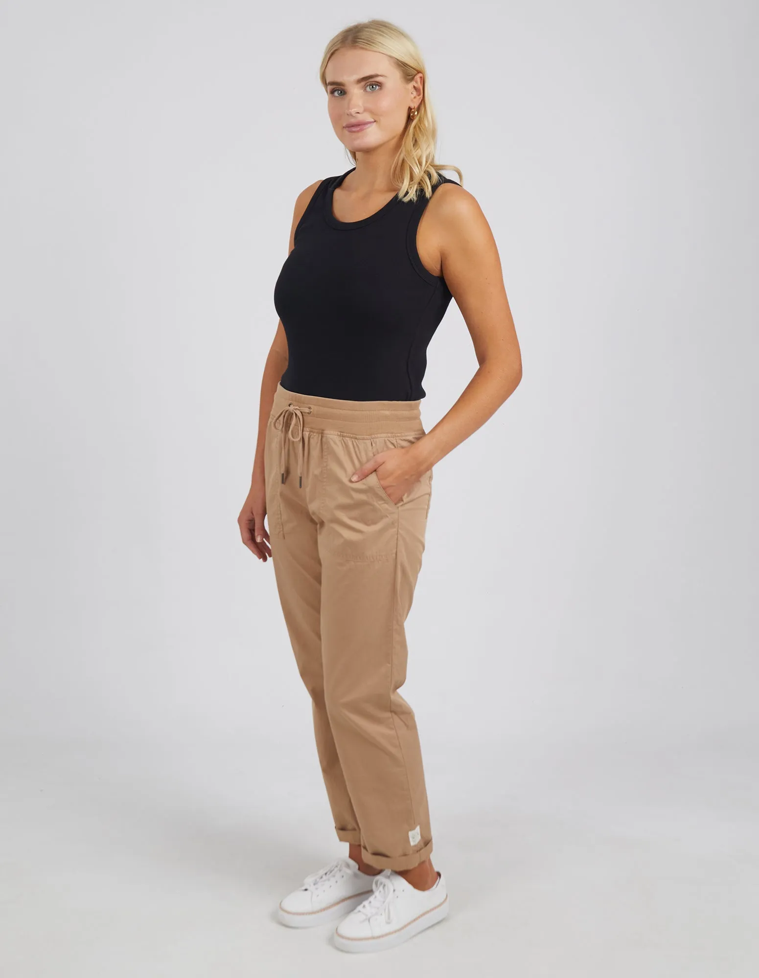 Carrie Jogger Pant Mocha