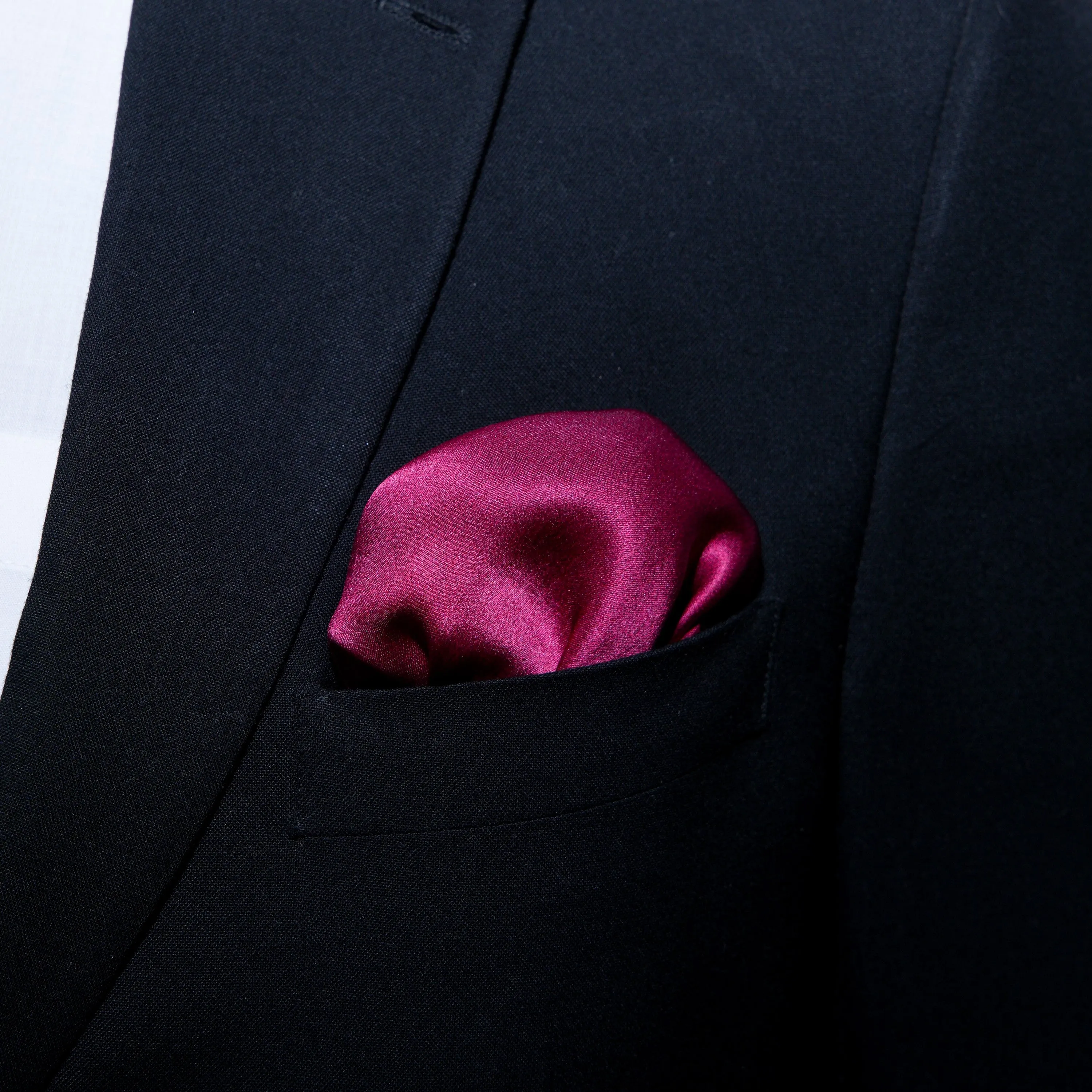 Chokore Magenta & Off-White Silk Pocket Square - Plaids Range