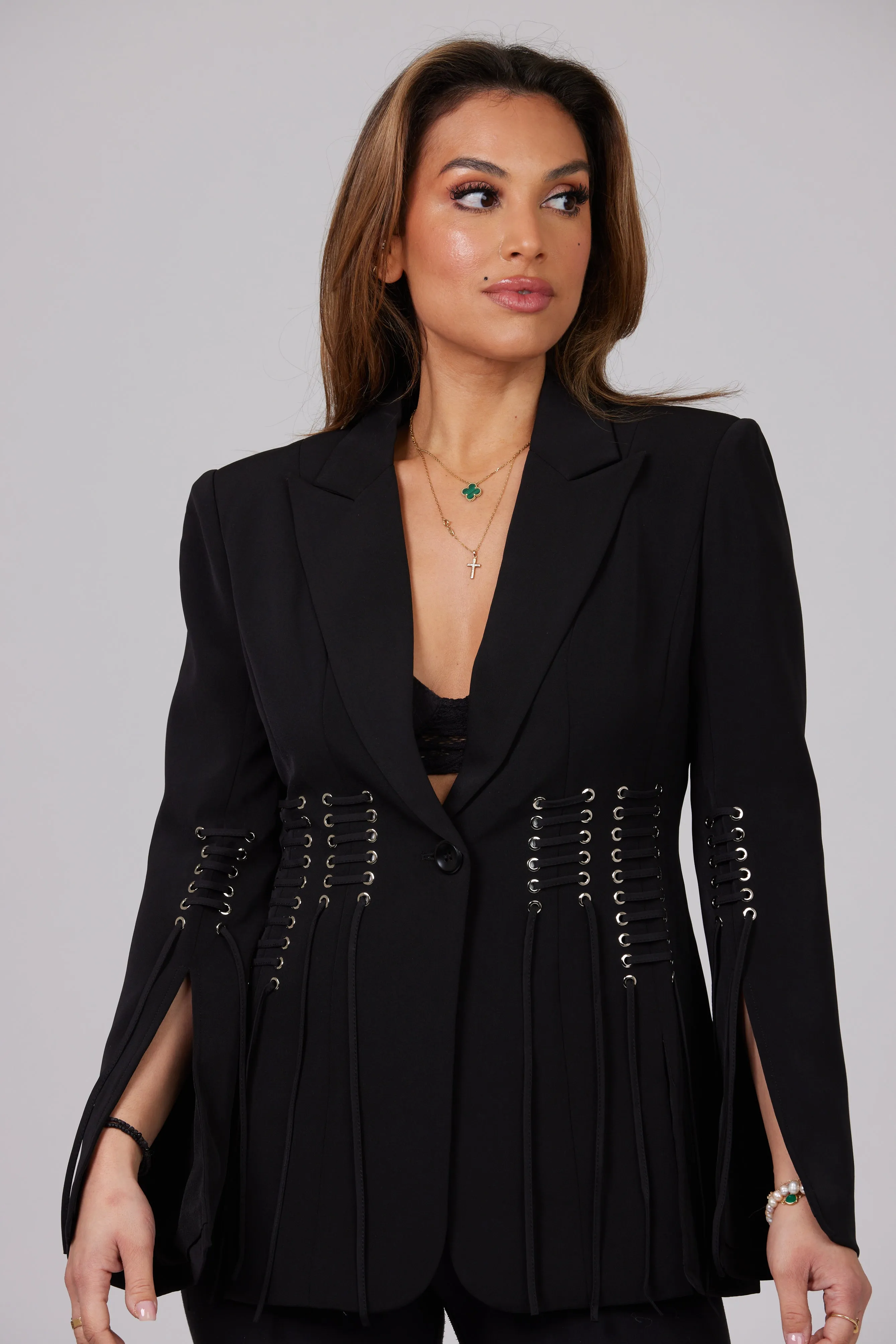 DORA BLACK SLIT SLEEVE WITH WAIST DETAILS BLAZER