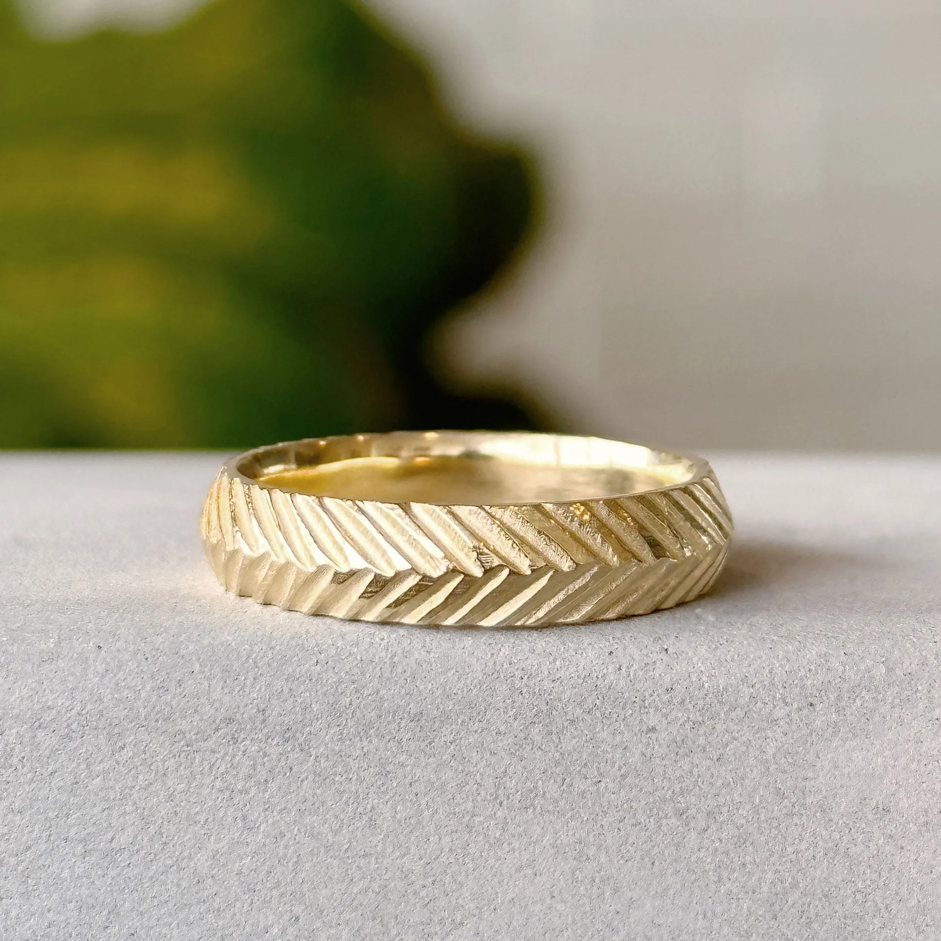 Herringbone Wide Band