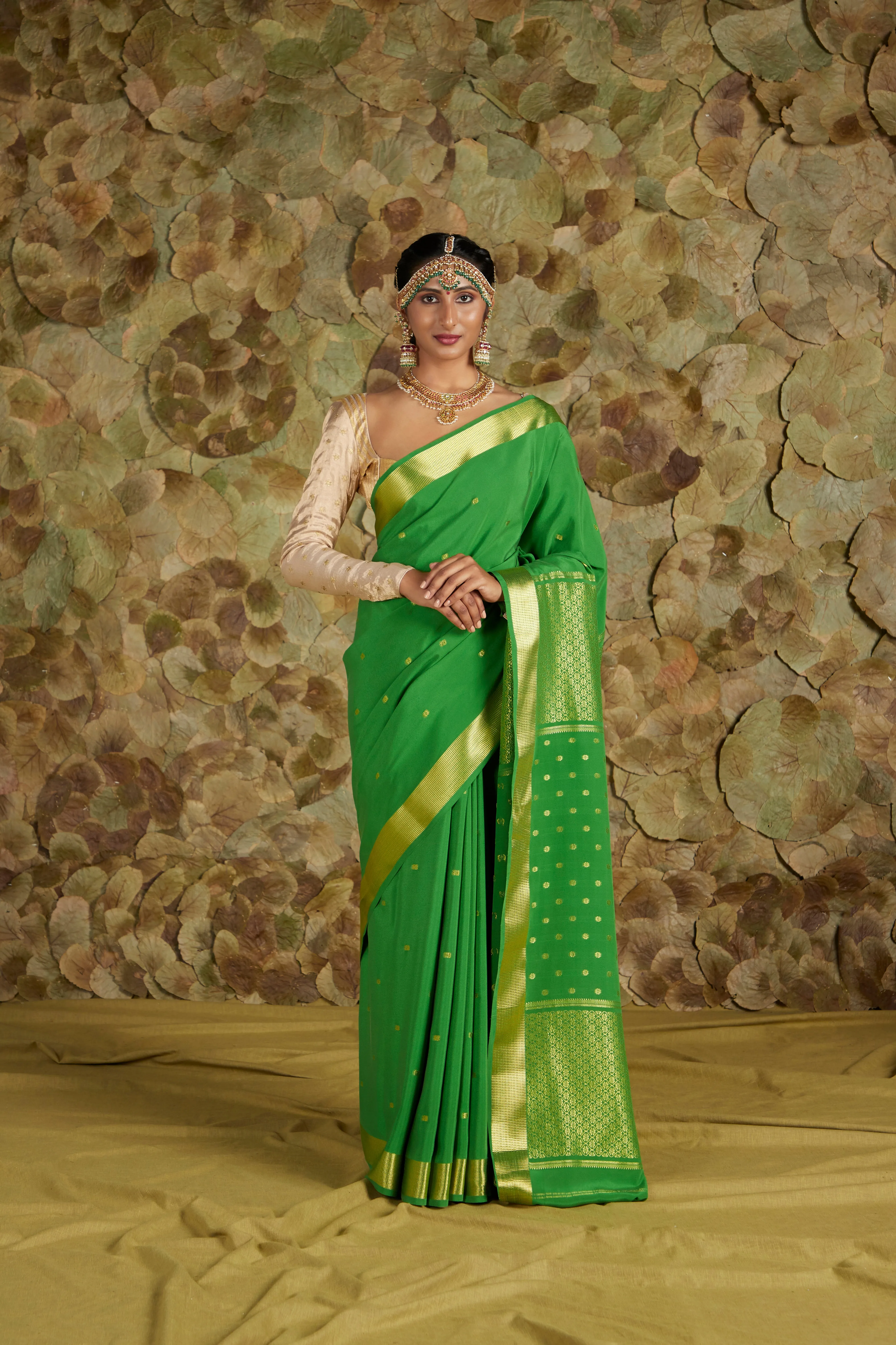 Kumkuma in Mint leaf / ಮೃಗ Kumkuma Saree