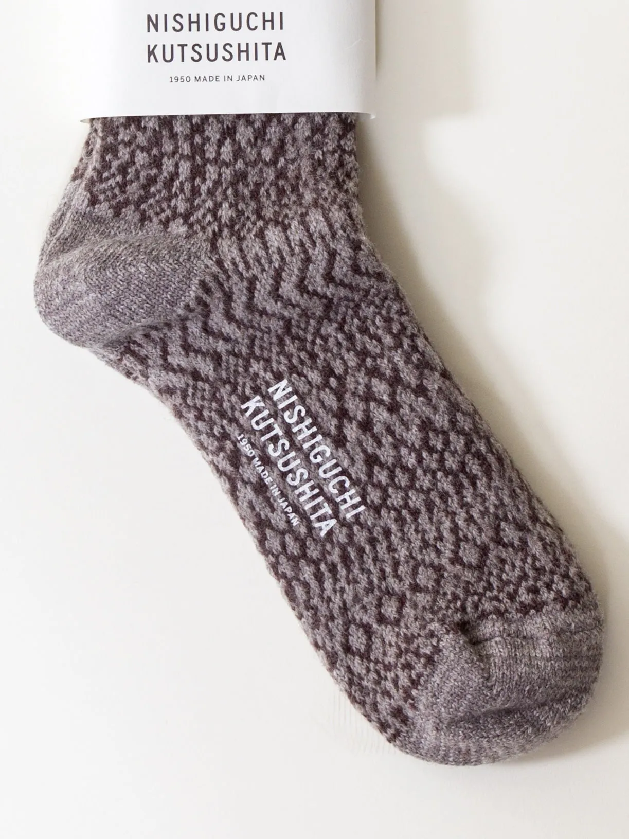 Nishiguchi Kutsushita, Wool Jacquard Socks, Grey