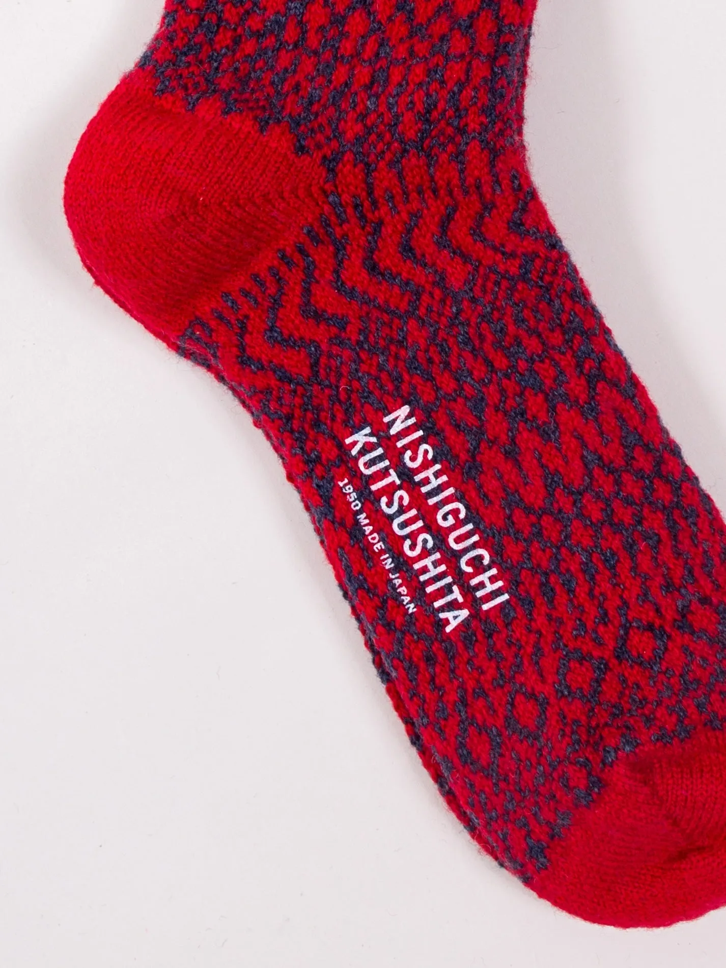 Nishiguchi Kutsushita, Wool Jacquard Socks, Red