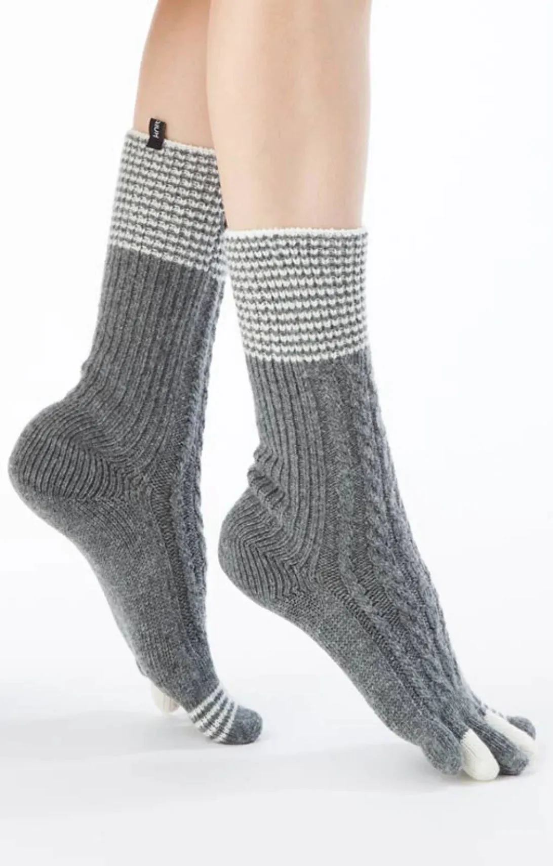 Wool Blend Cable Striped Midcalf Toe Socks